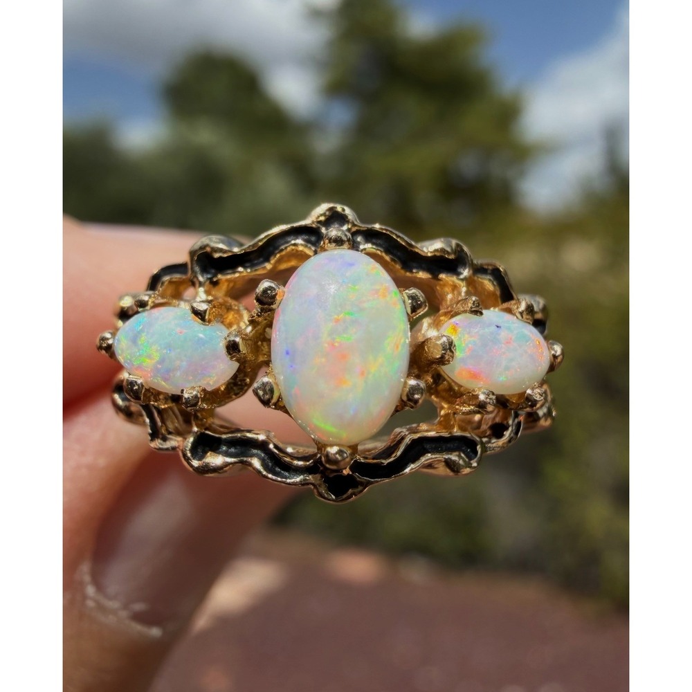 Vintage 14k Solid Yellow Gold Three Stone Natural White Opal Ring Size 5.75 4.3g - Picture 3 of 11